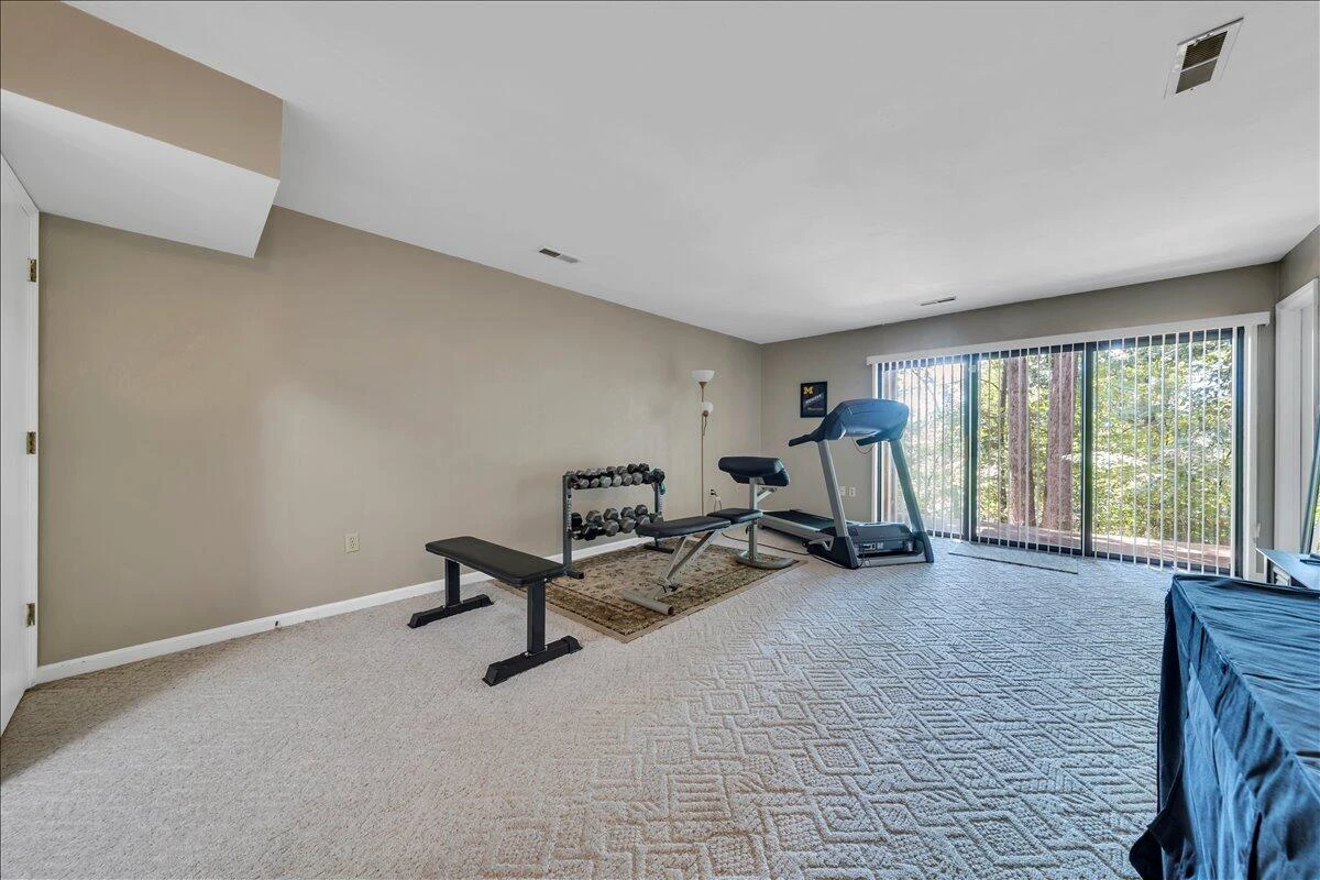 3372 Forest CT - Photo 40
