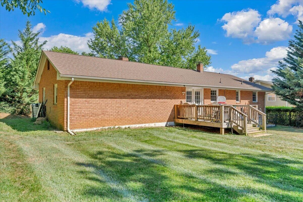 3101 Kershaw RD NW - Photo 38