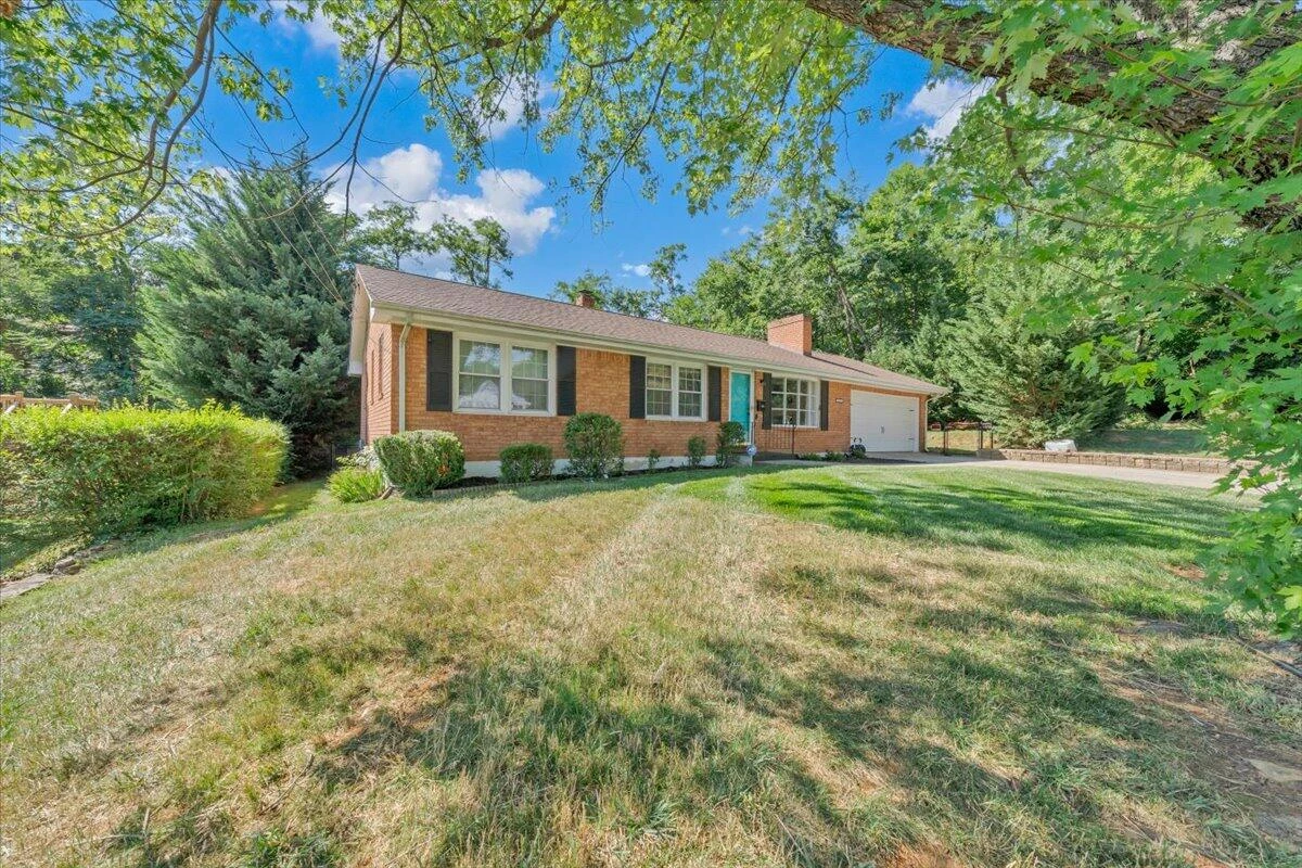3101 Kershaw RD NW - Photo 45