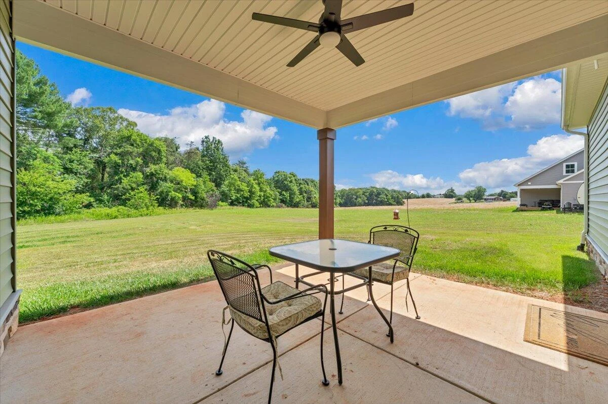 1581 Burnt Chimney RD - Photo 30