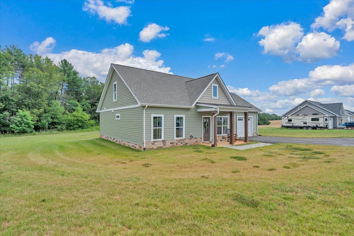 1581 Burnt Chimney RD - Photo 41
