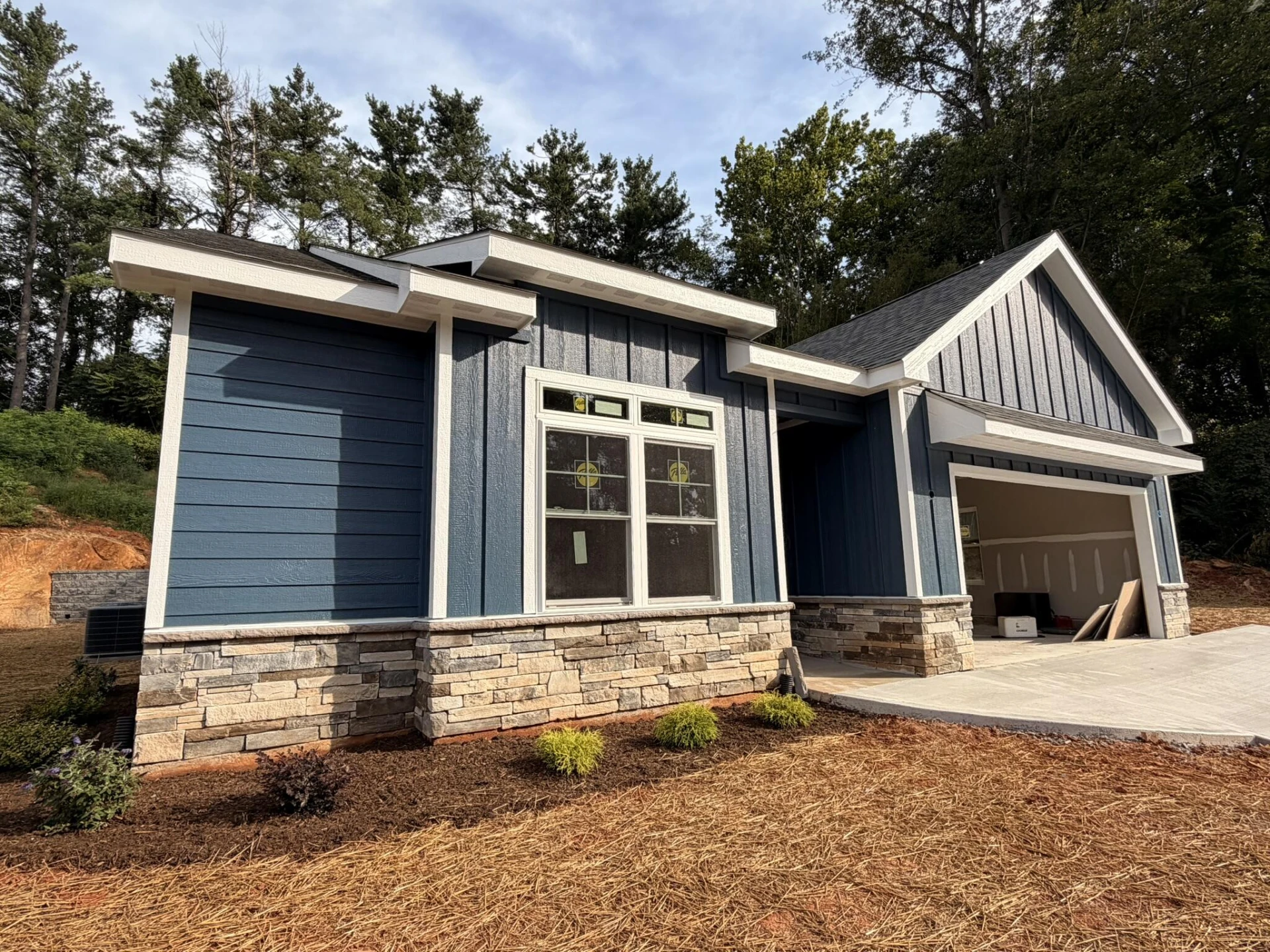 290 Anderson ST - Photo 3