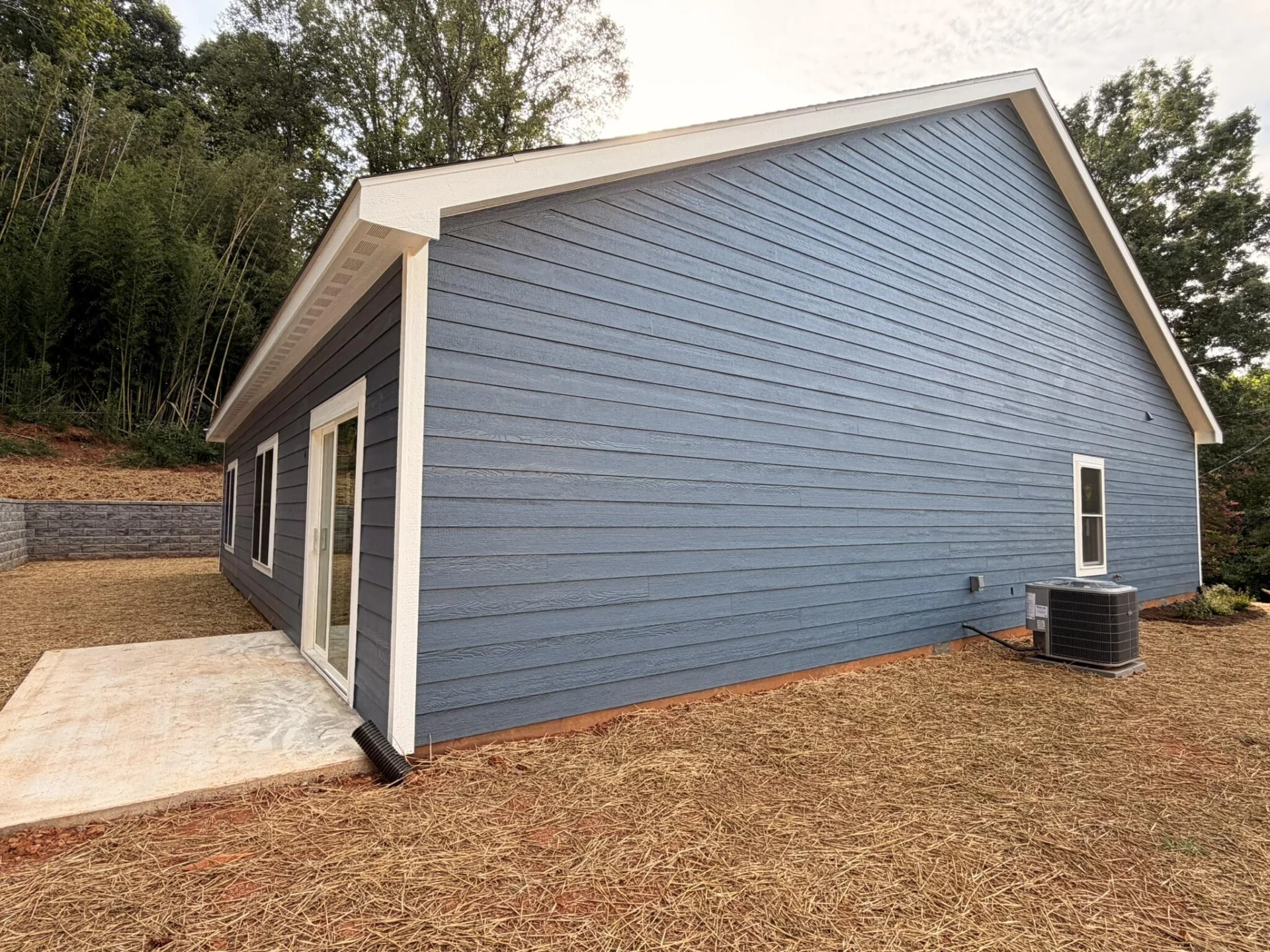 290 Anderson ST - Photo 4