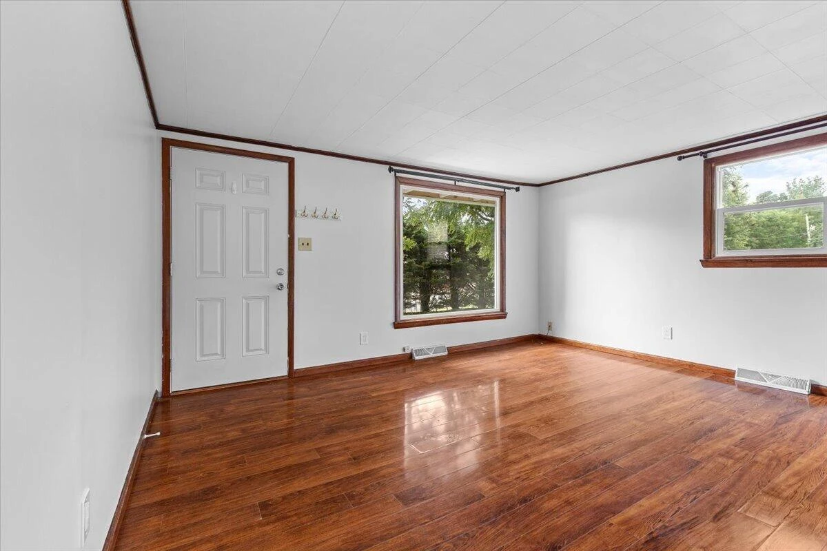 590 Agee ST NW - Photo 6
