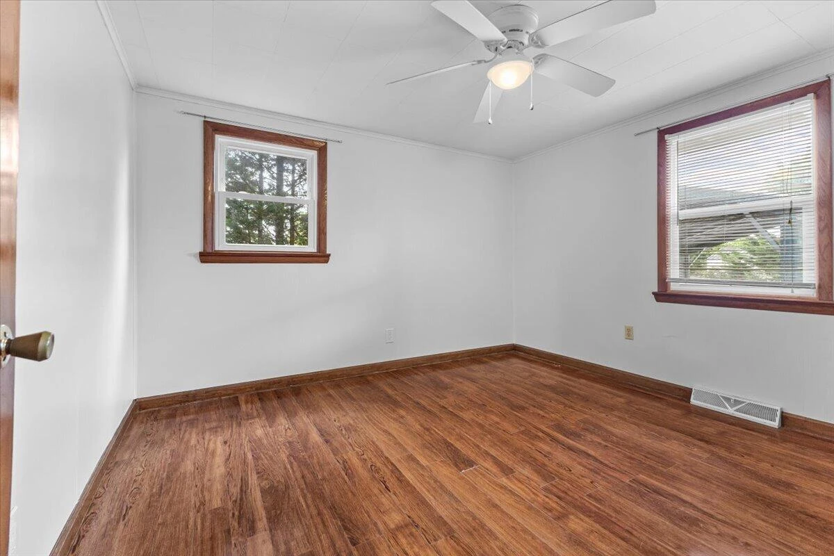 590 Agee ST NW - Photo 16