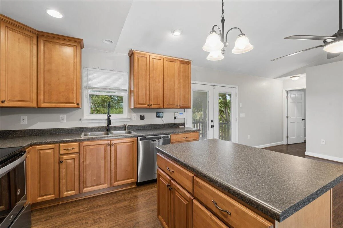 1911 Von Roy RD - Photo 14