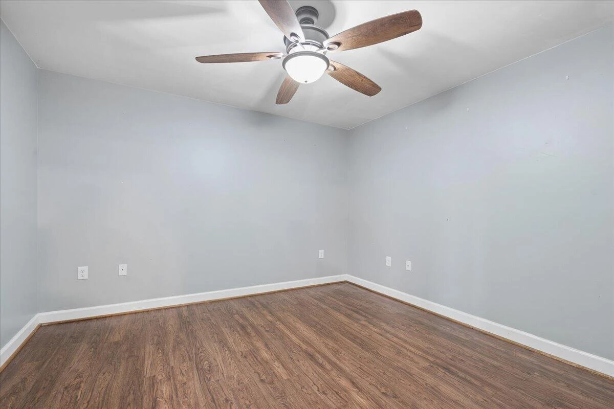 1911 Von Roy RD - Photo 31