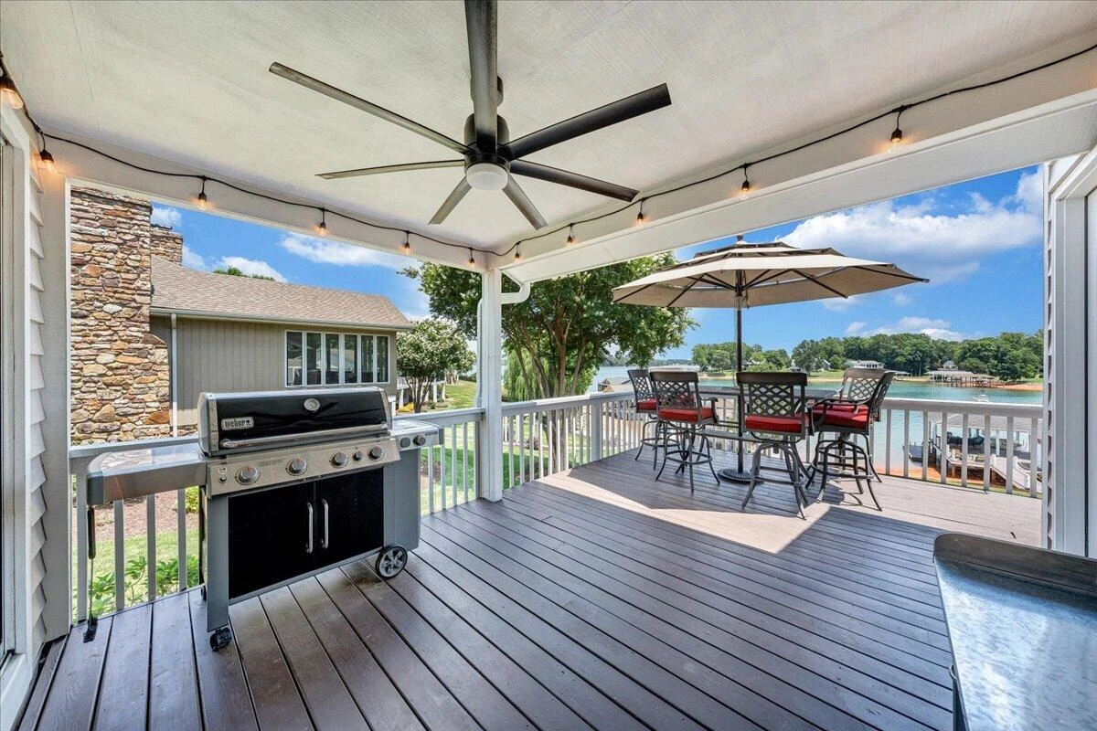 2810 Waters Edge DR - Photo 101