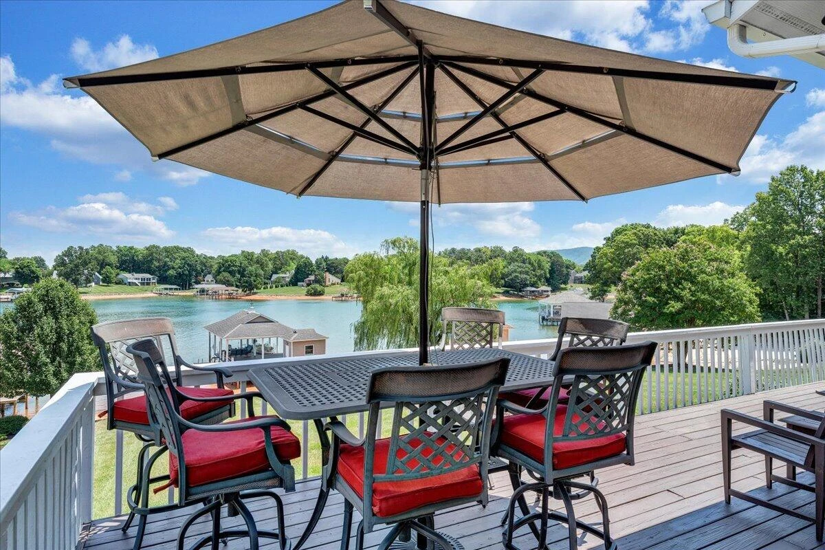 2810 Waters Edge DR - Photo 104