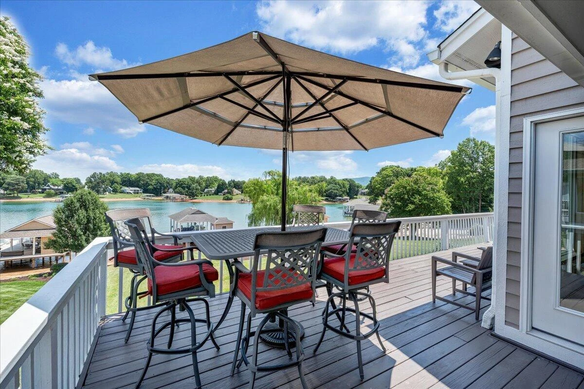 2810 Waters Edge DR - Photo 105