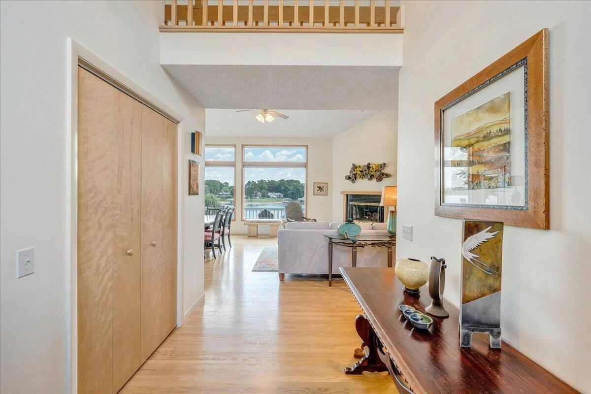 2810 Waters Edge DR - Photo 11