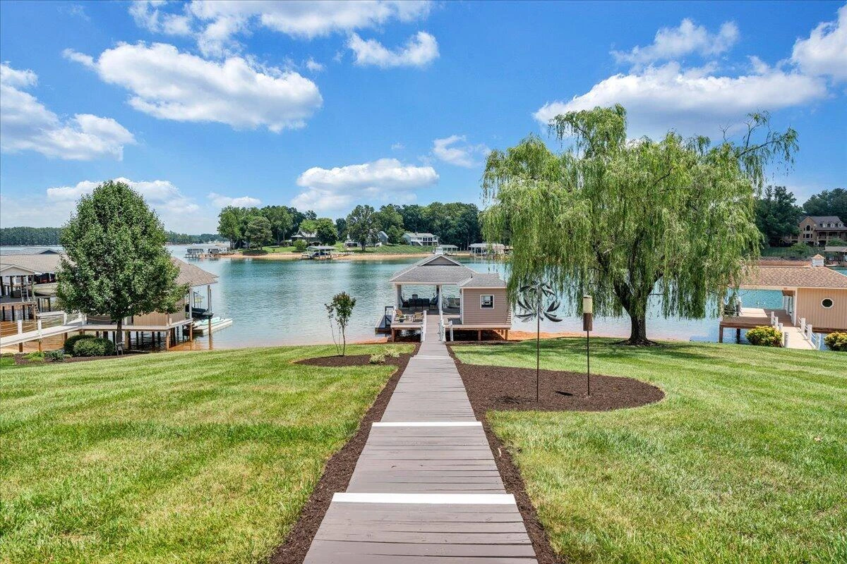 2810 Waters Edge DR - Photo 119