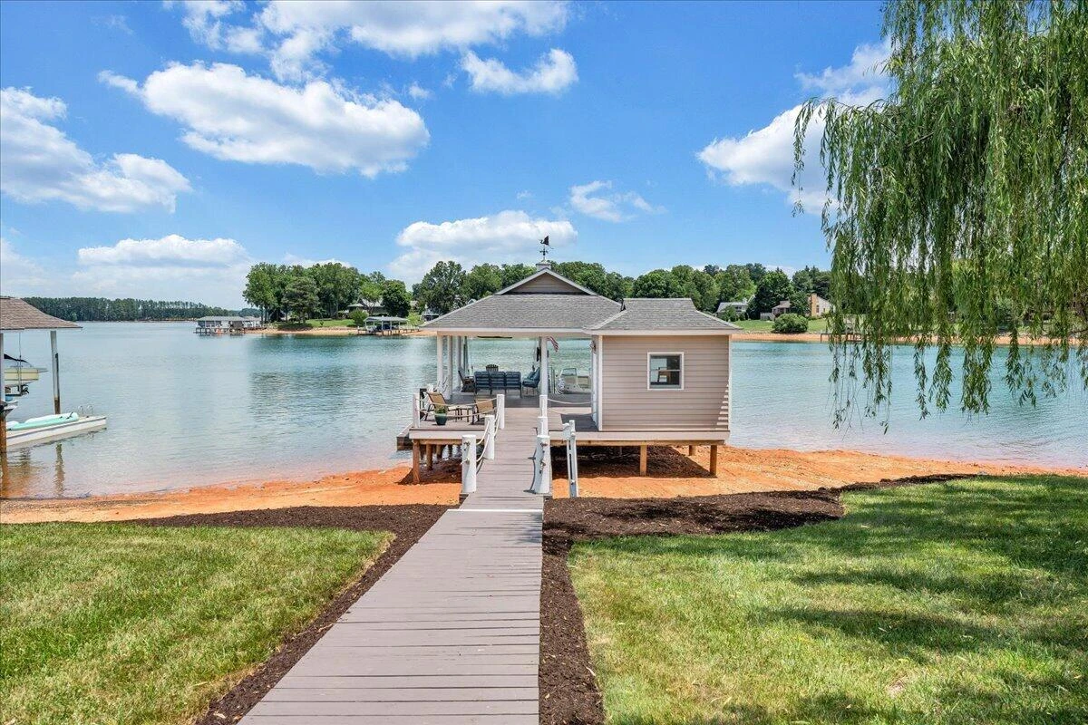 2810 Waters Edge DR - Photo 120