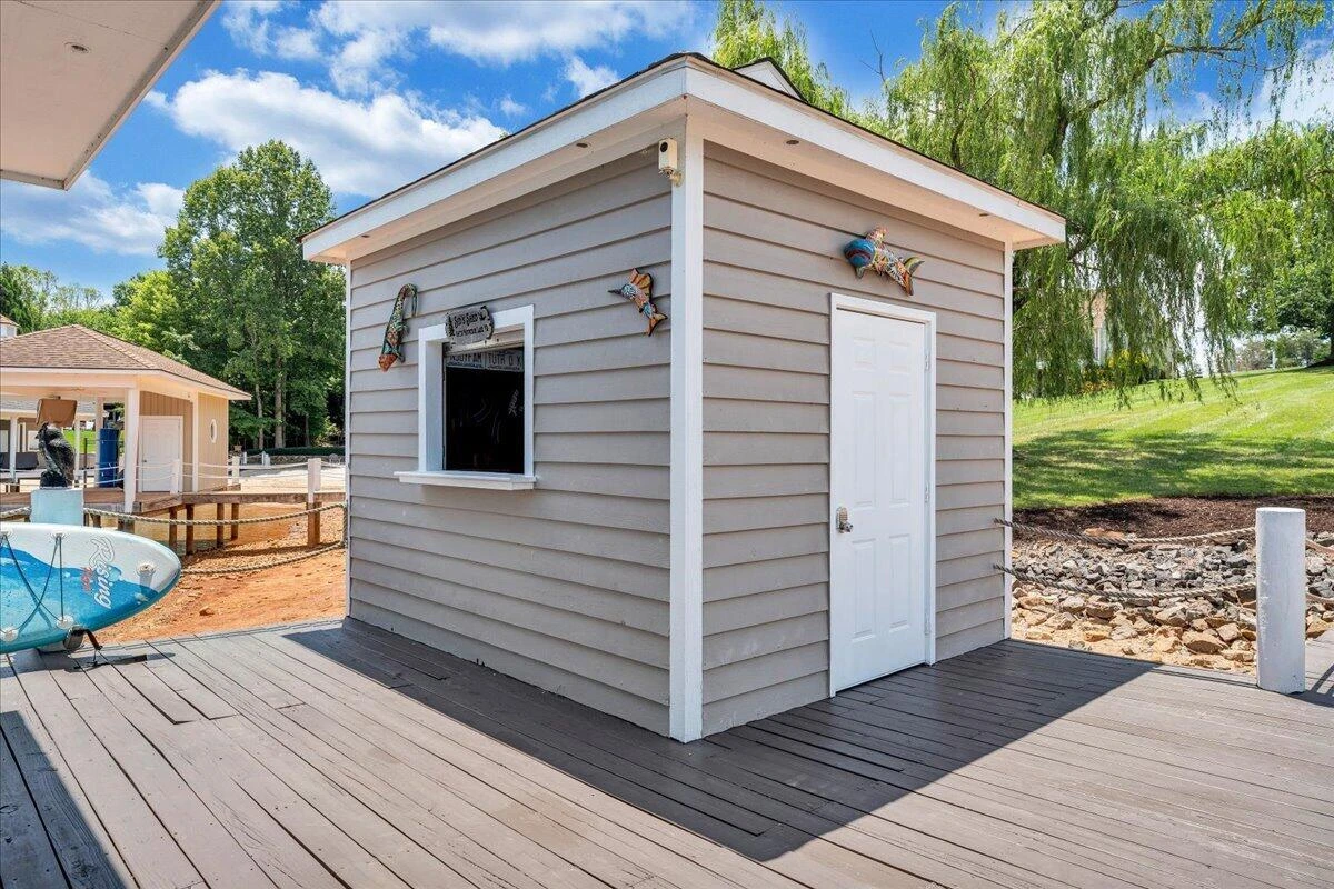 2810 Waters Edge DR - Photo 122