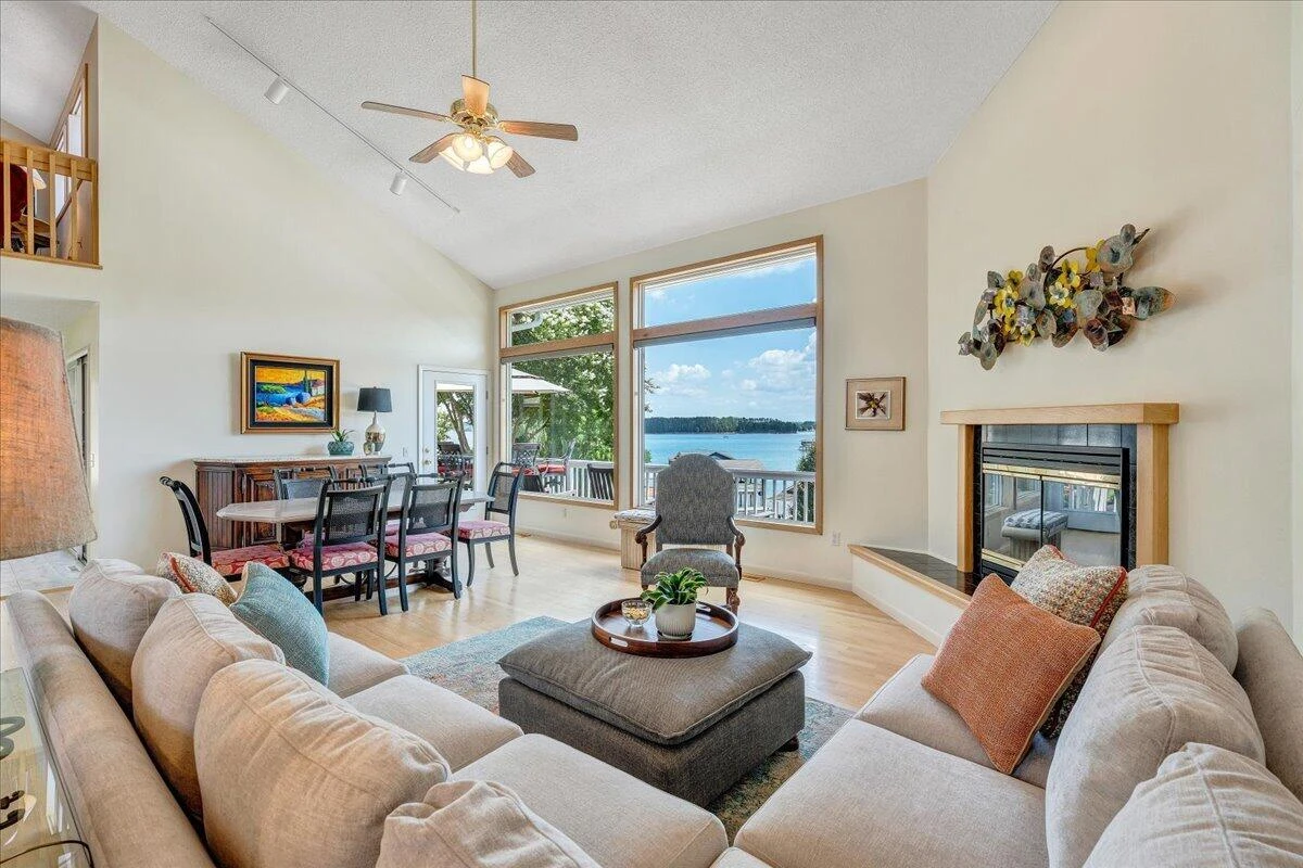 2810 Waters Edge DR - Photo 13