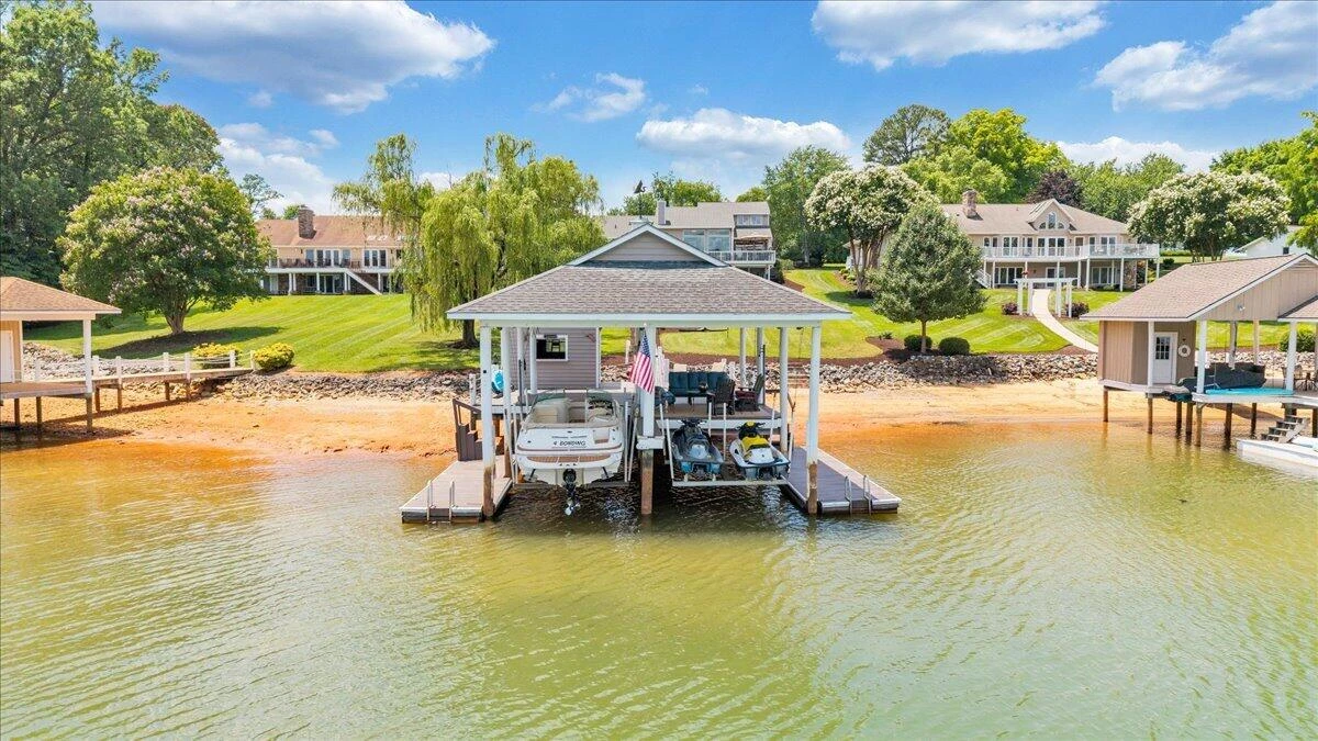 2810 Waters Edge DR - Photo 137