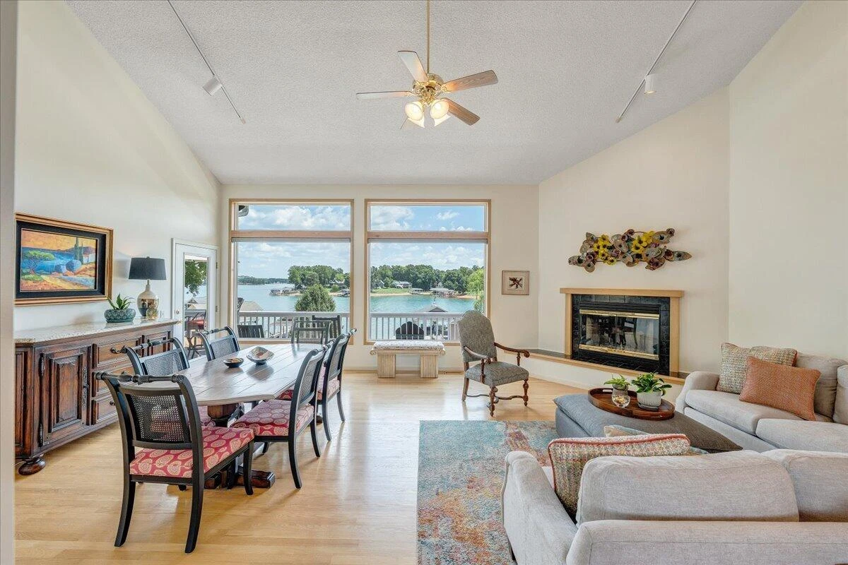 2810 Waters Edge DR - Photo 14