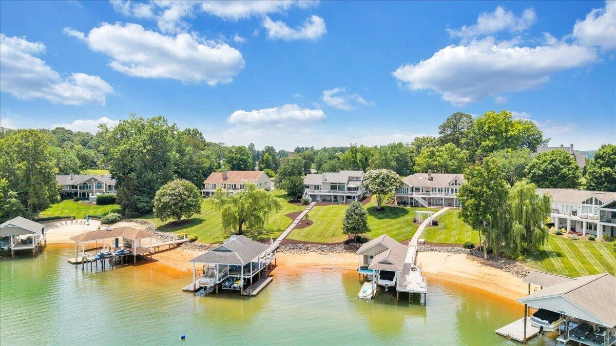 2810 Waters Edge DR - Photo 141