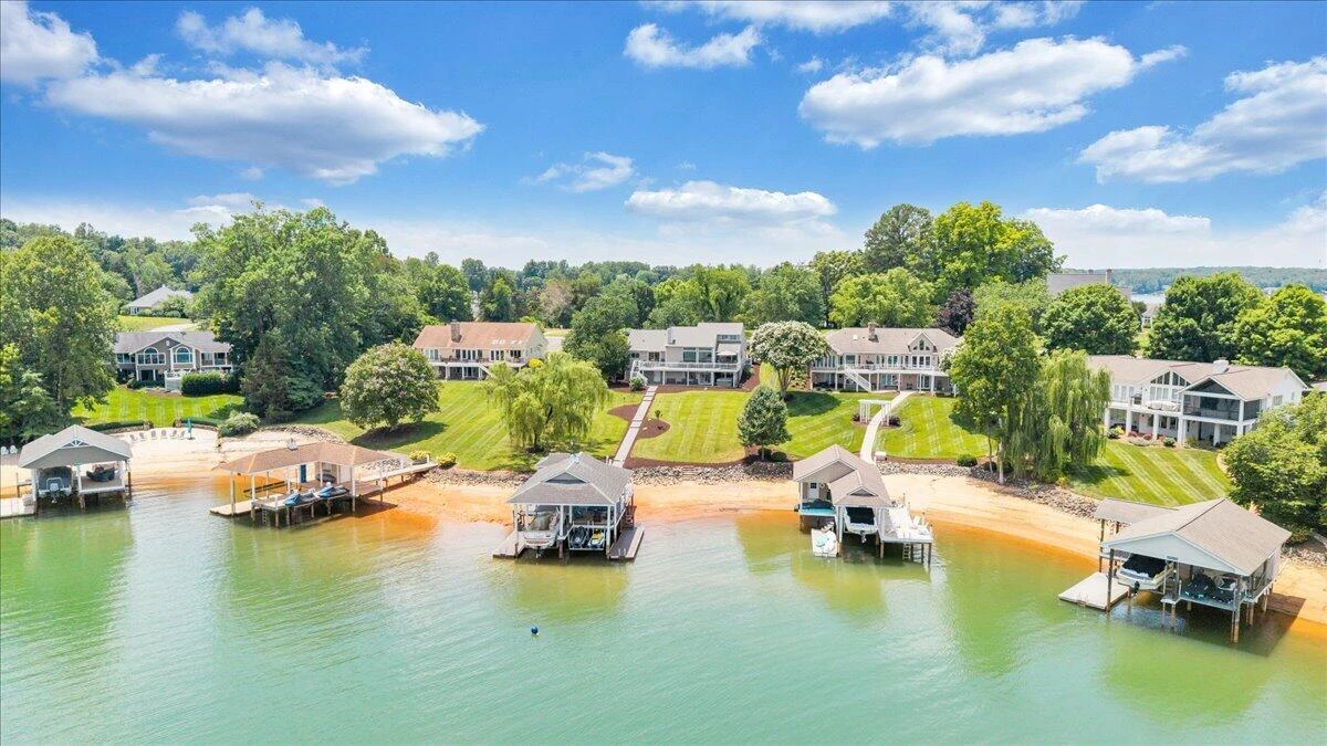 2810 Waters Edge DR - Photo 142