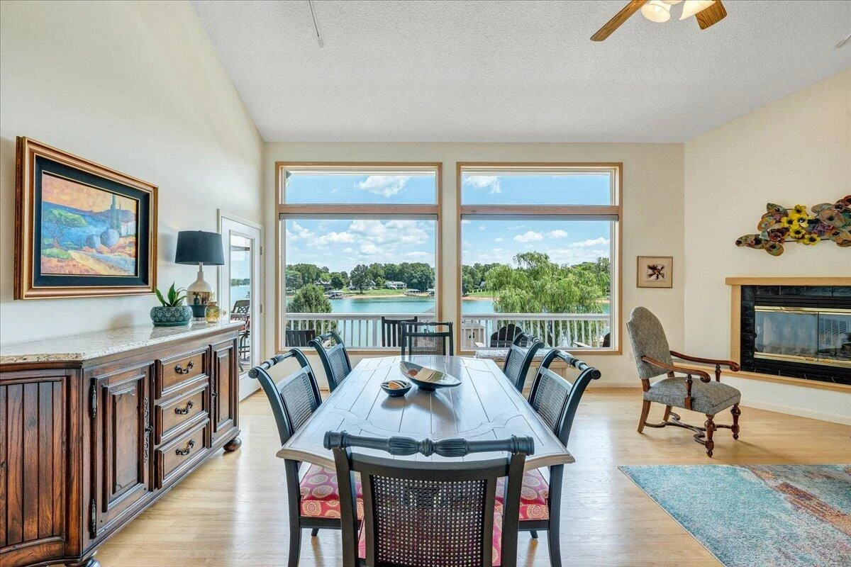 2810 Waters Edge DR - Photo 24