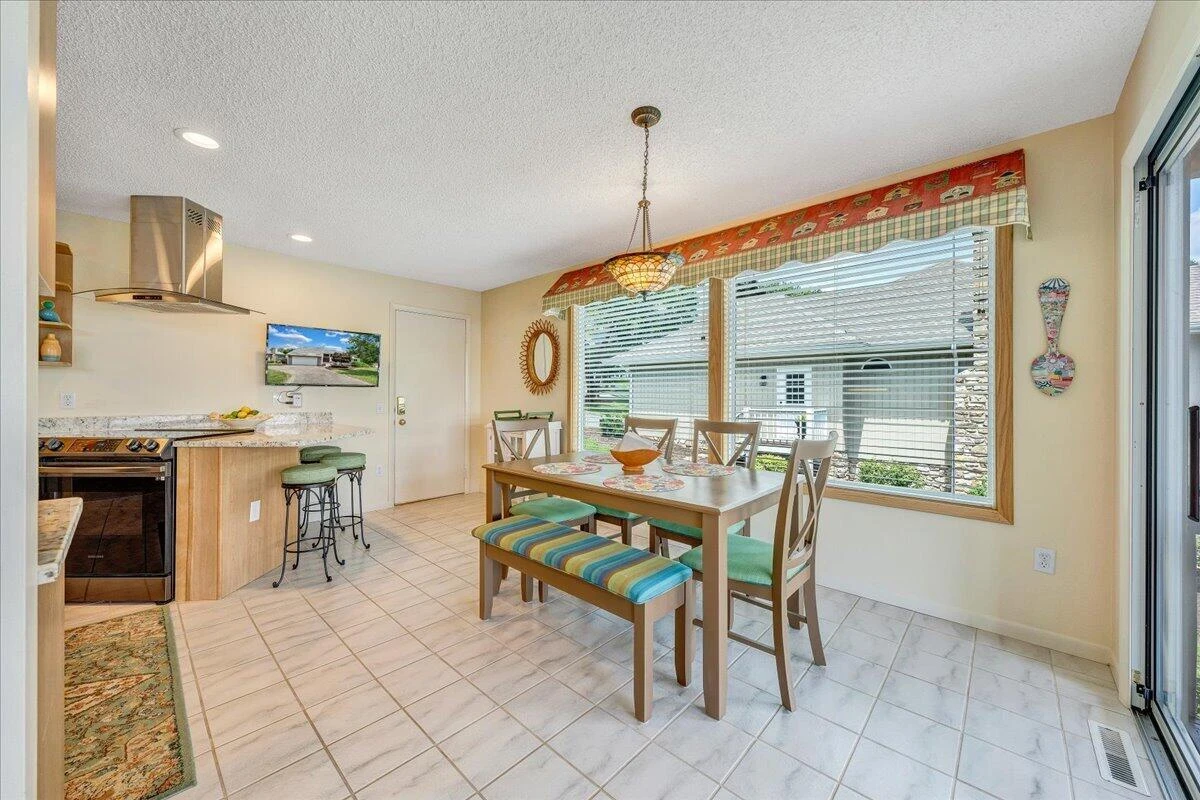 2810 Waters Edge DR - Photo 29