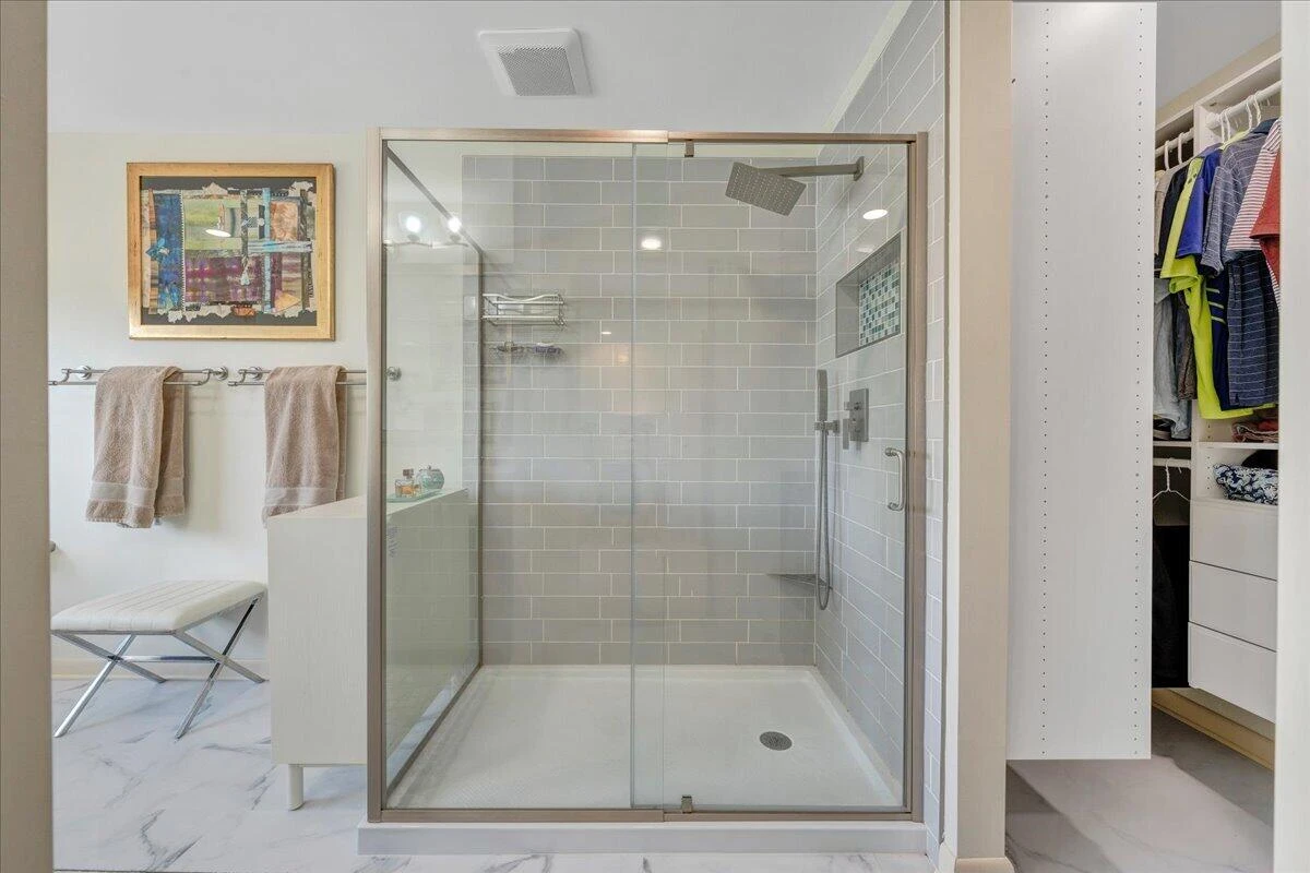 2810 Waters Edge DR - Photo 48