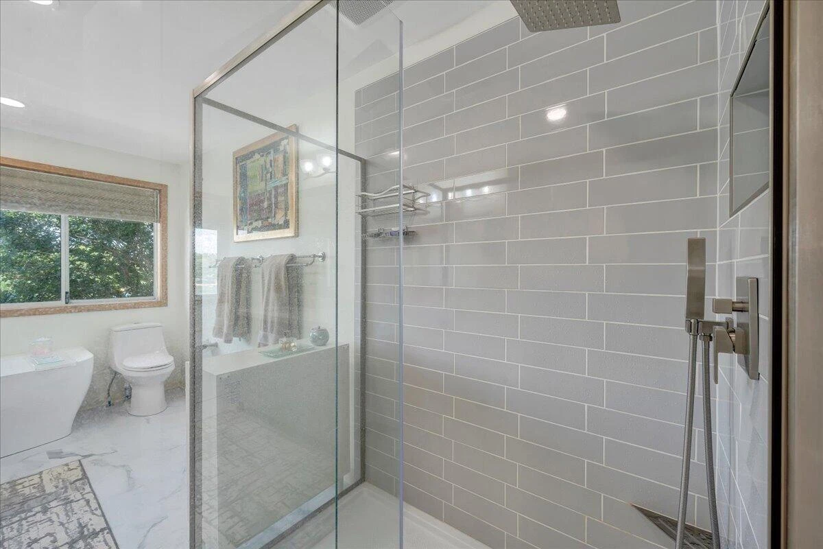 2810 Waters Edge DR - Photo 49