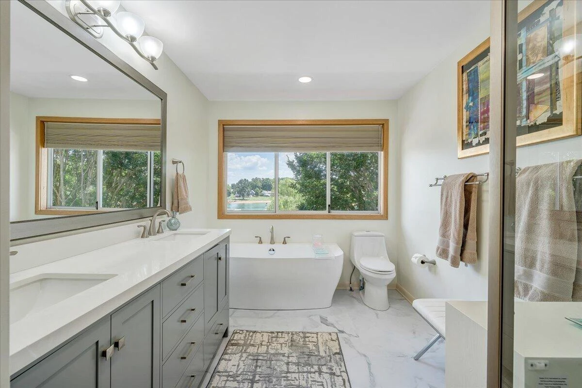 2810 Waters Edge DR - Photo 52