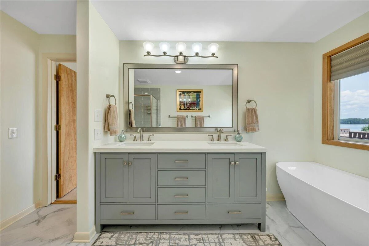 2810 Waters Edge DR - Photo 56