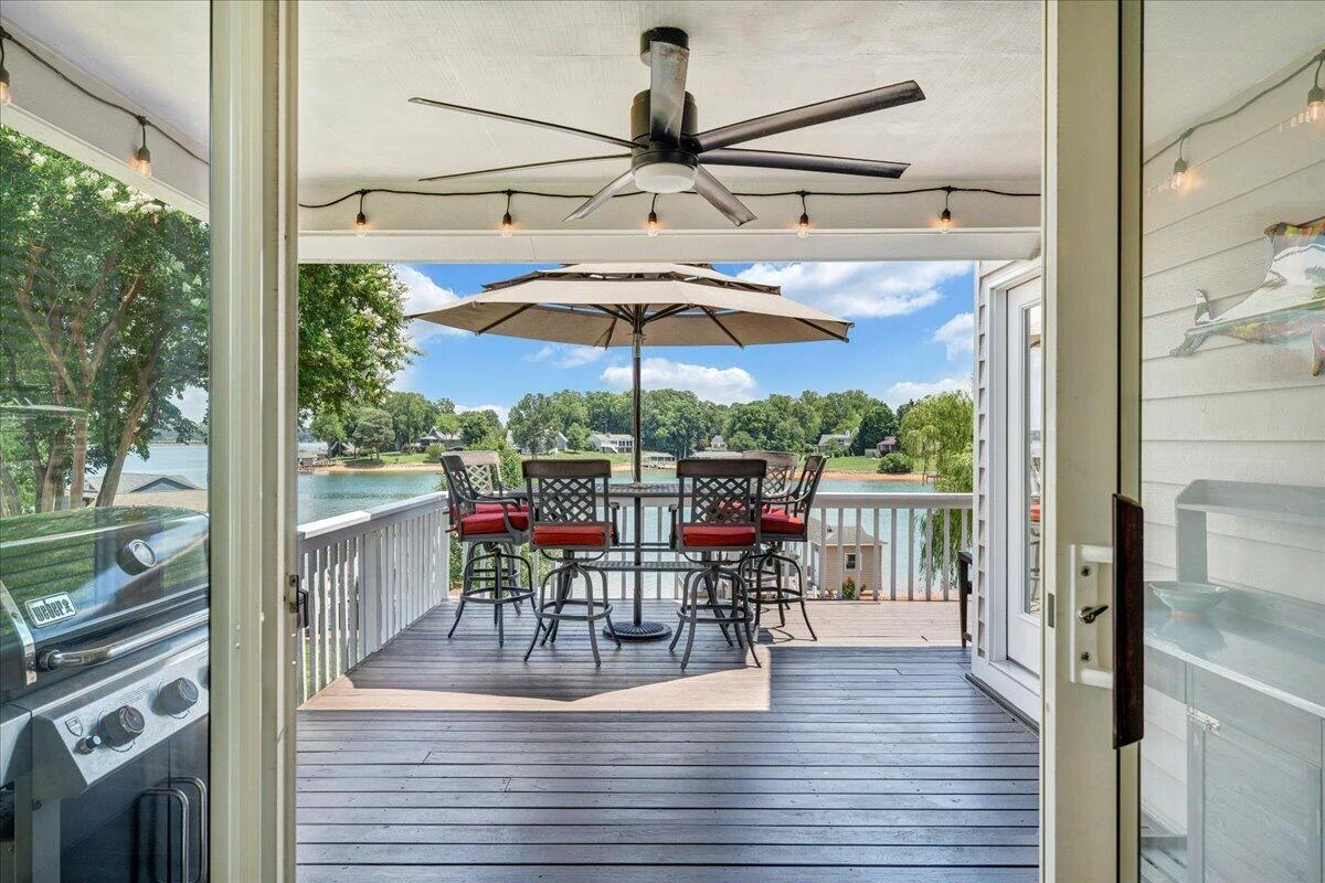 2810 Waters Edge DR - Photo 99
