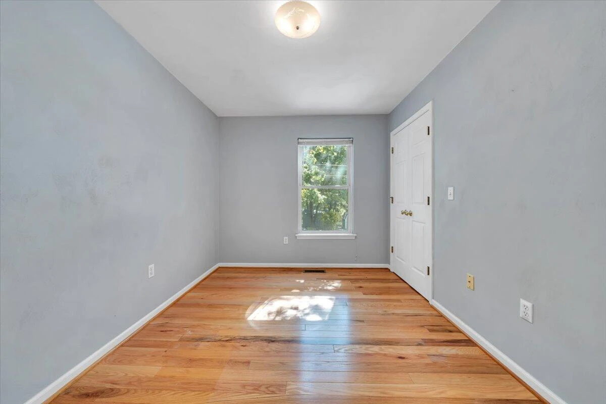 551 Sexton AVE - Photo 27