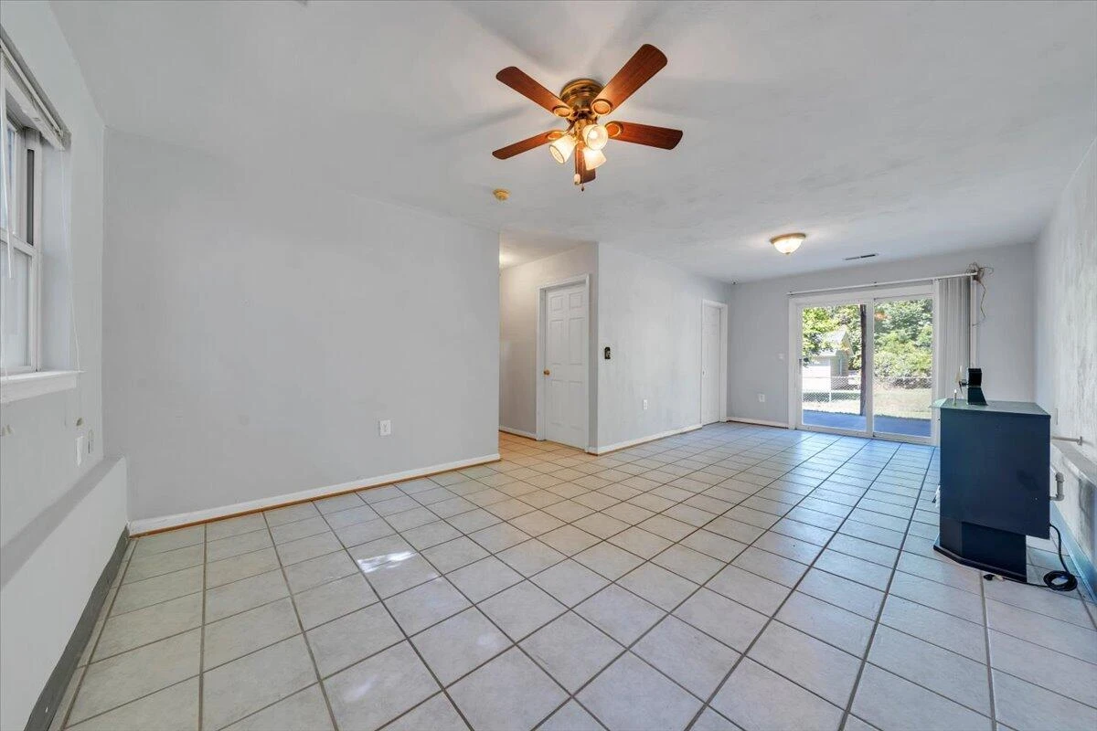 551 Sexton AVE - Photo 34