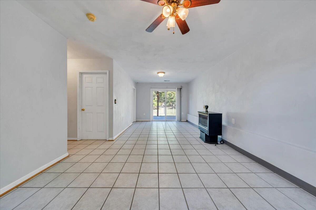 551 Sexton AVE - Photo 35