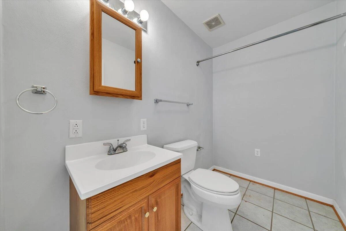 551 Sexton AVE - Photo 38