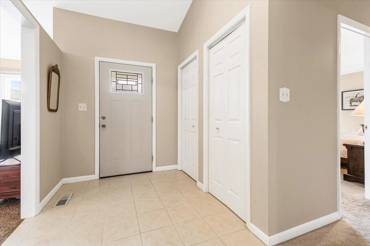 5145 Jonathan LN - Photo 7