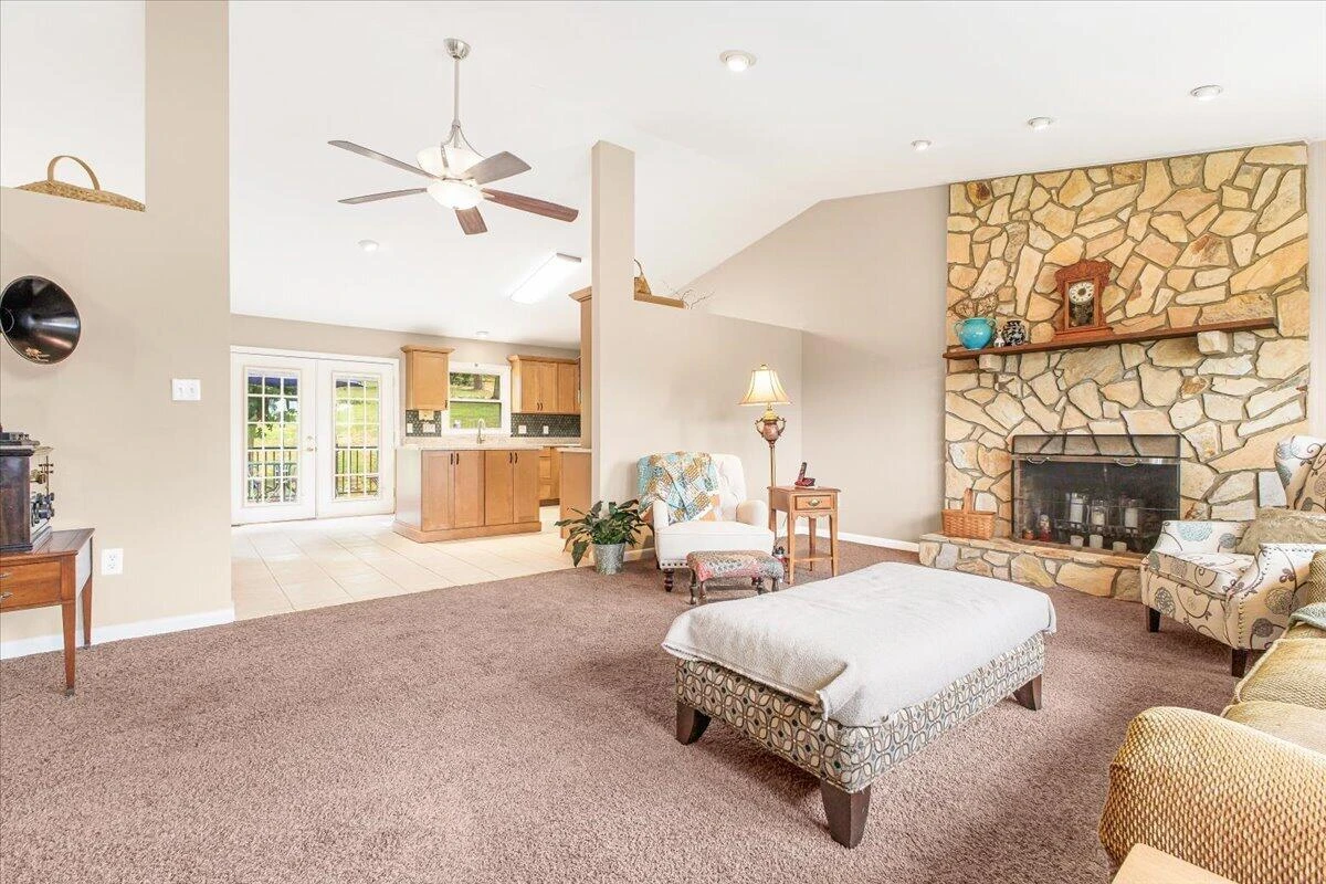 5145 Jonathan LN - Photo 9