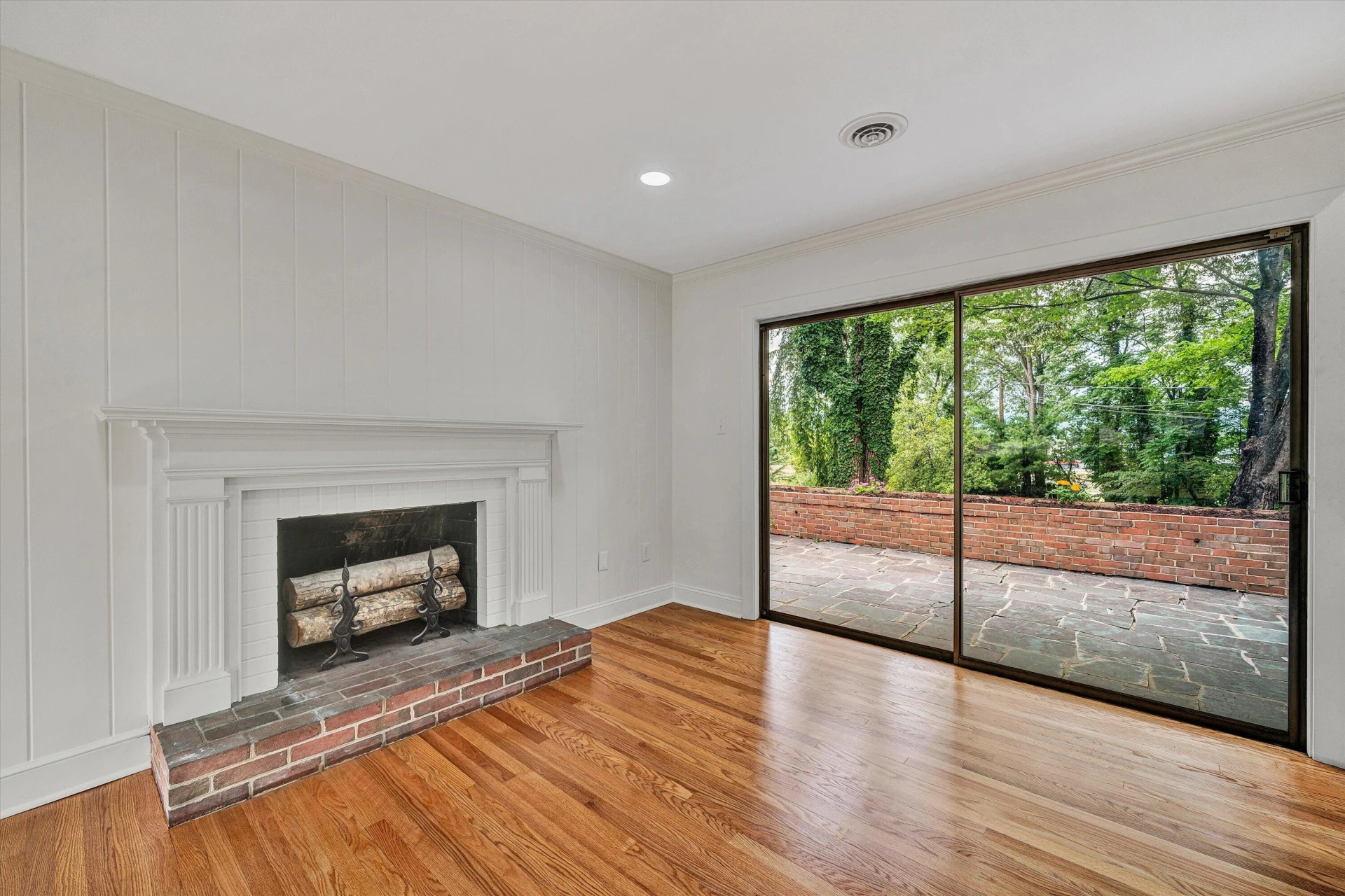 3751 Londonderry DR SW - Photo 12