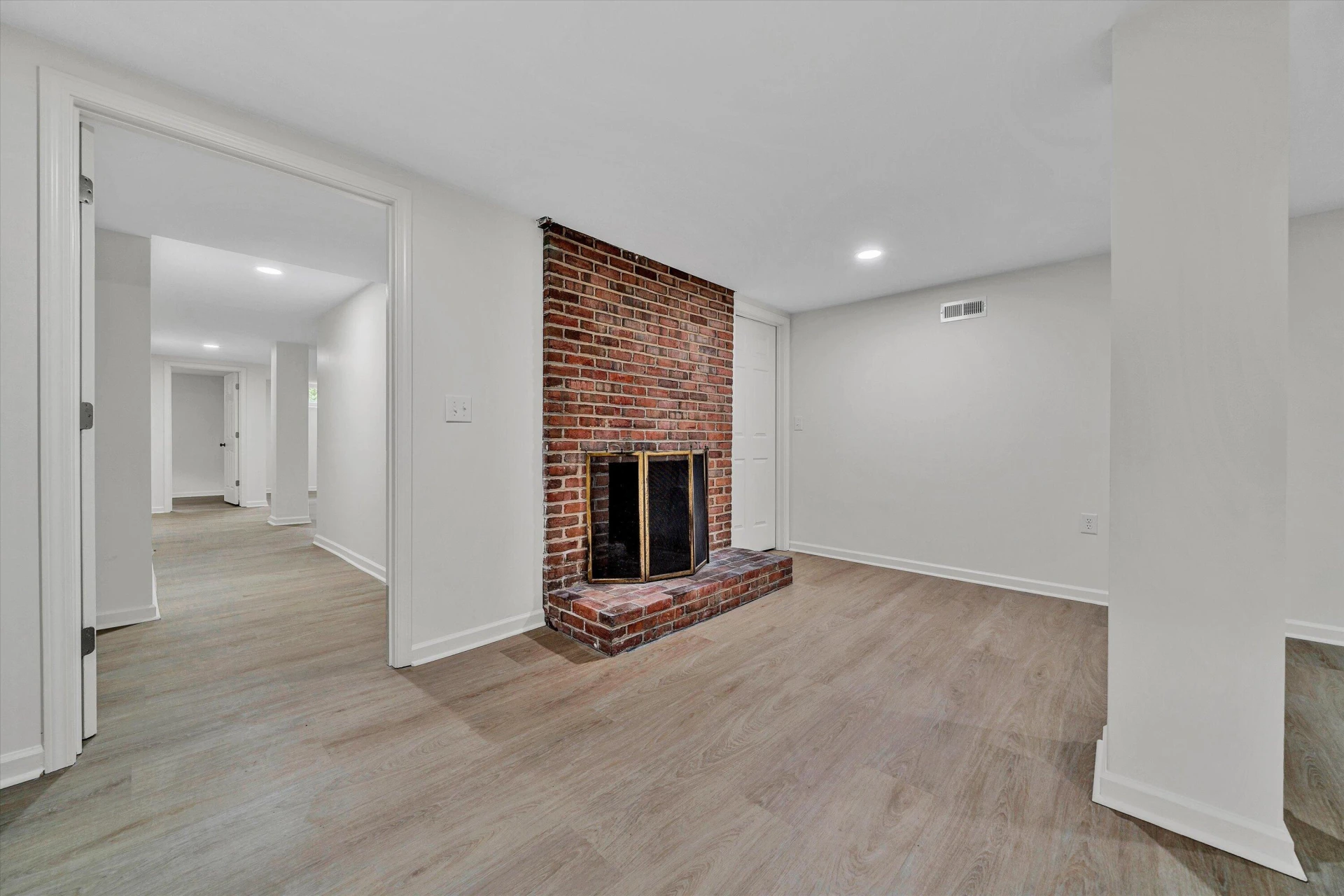 3751 Londonderry DR SW - Photo 32