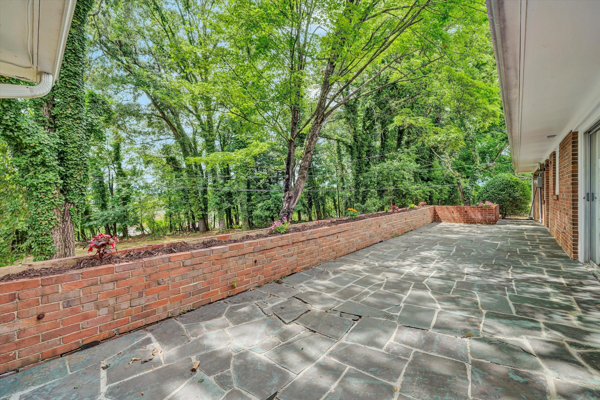 3751 Londonderry DR SW - Photo 39