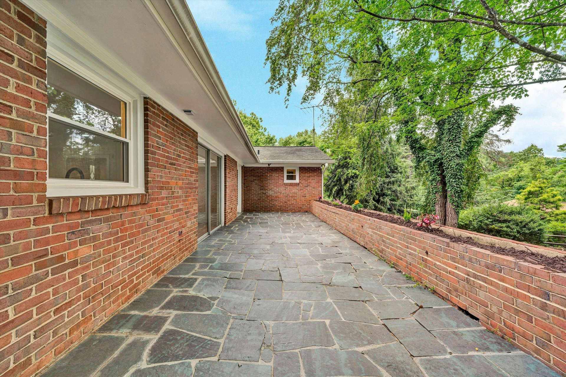 3751 Londonderry DR SW - Photo 40