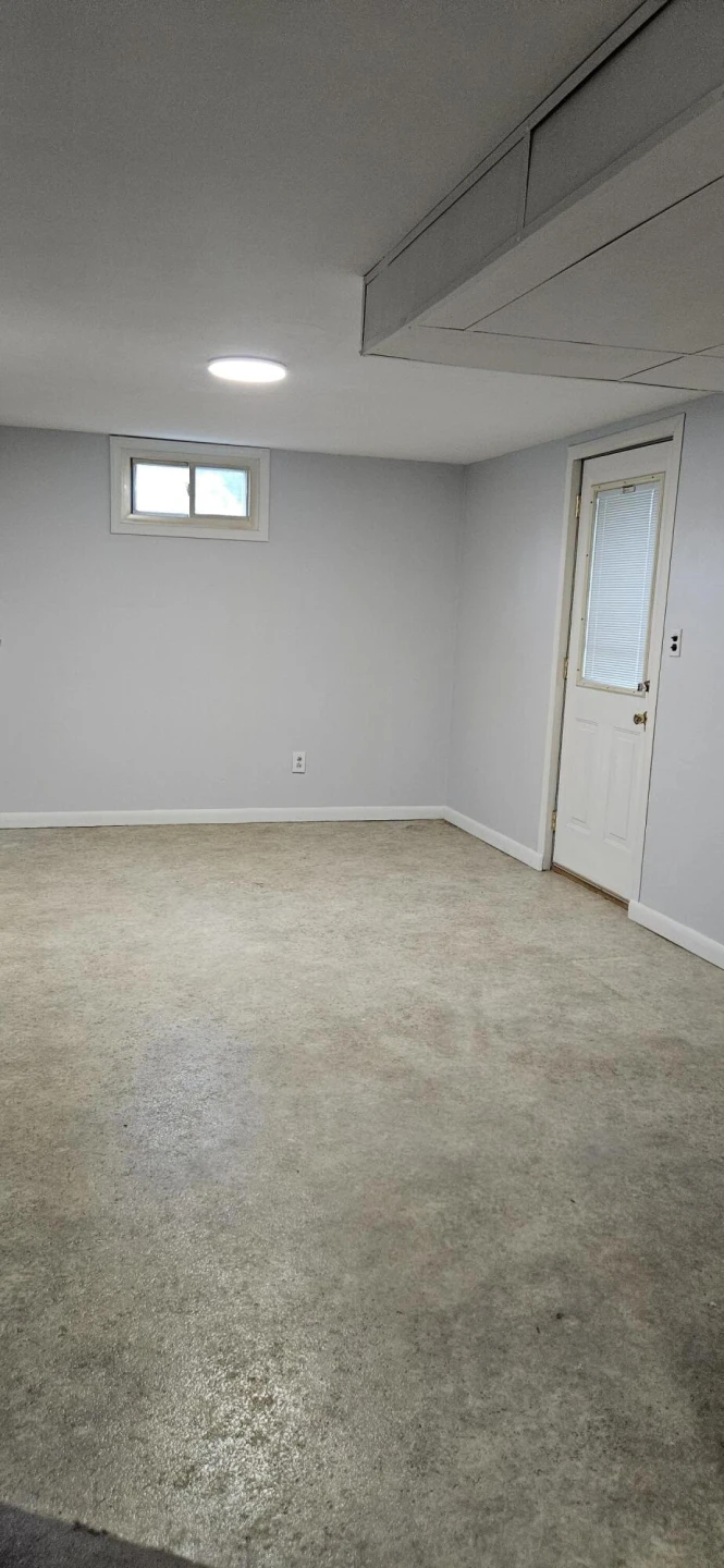 159 Oaklawn AVE NE - Photo 32
