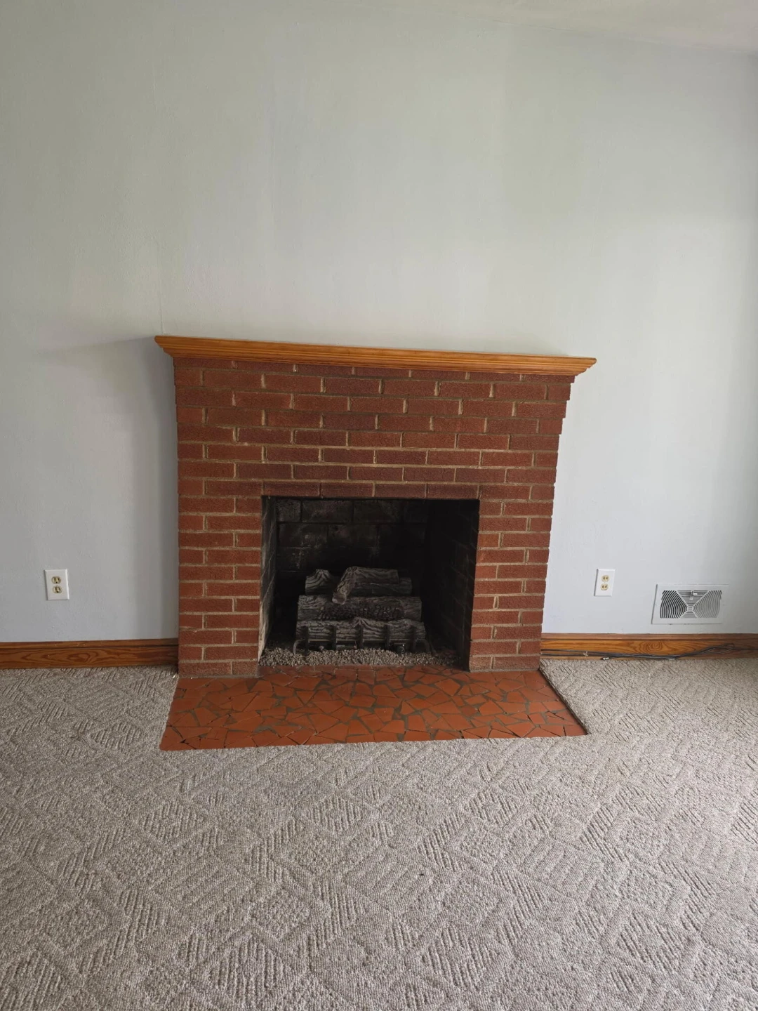 159 Oaklawn AVE NE - Photo 5