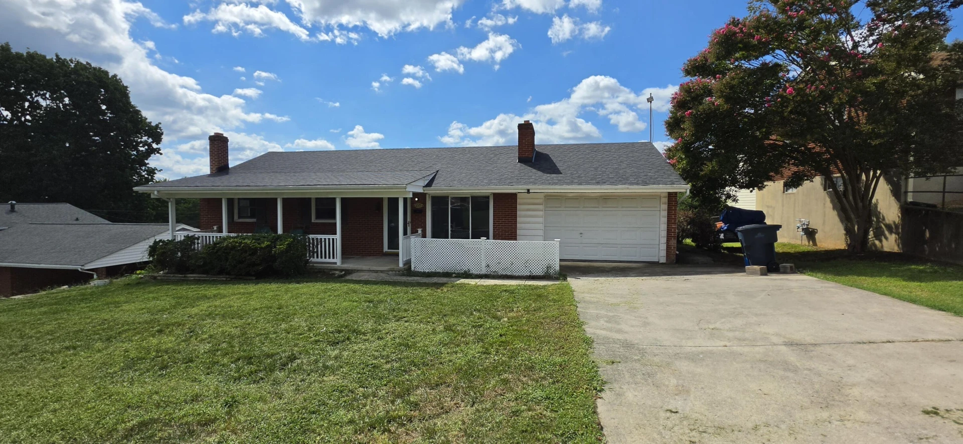 159 Oaklawn AVE NE - Photo 52