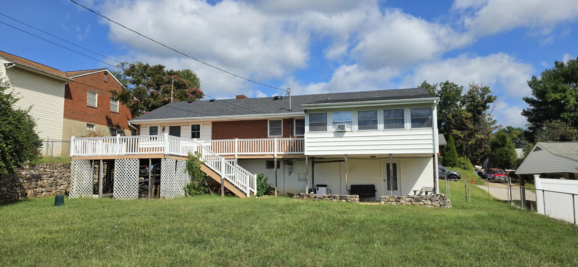 159 Oaklawn AVE NE - Photo 66