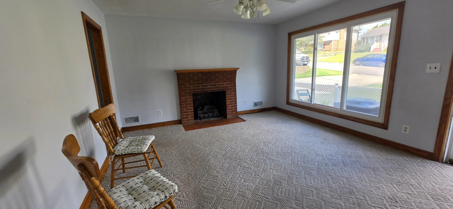 159 Oaklawn AVE NE - Photo 81