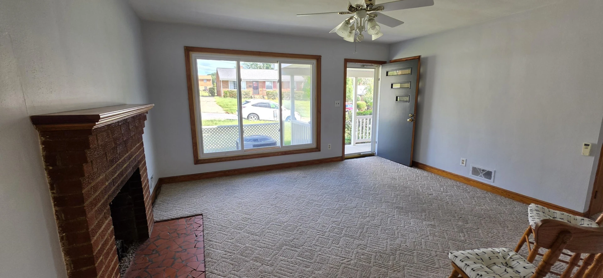 159 Oaklawn AVE NE - Photo 83