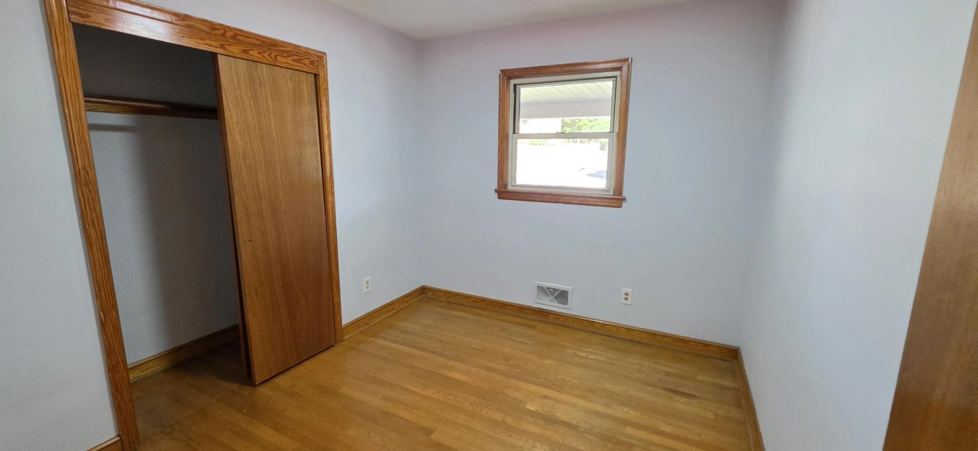 159 Oaklawn AVE NE - Photo 37