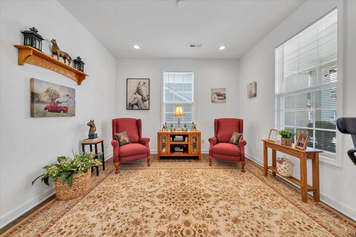 2141 Kings Walk DR NE - Photo 10