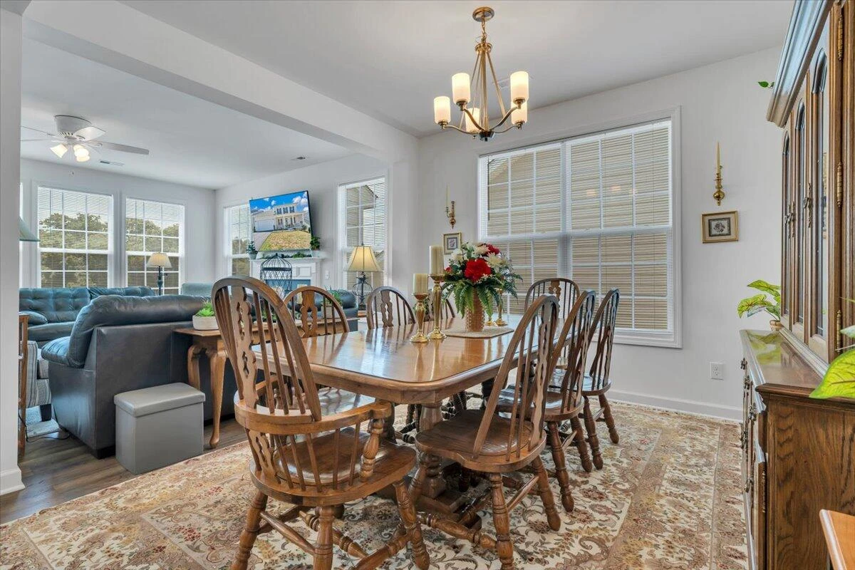 2141 Kings Walk DR NE - Photo 13