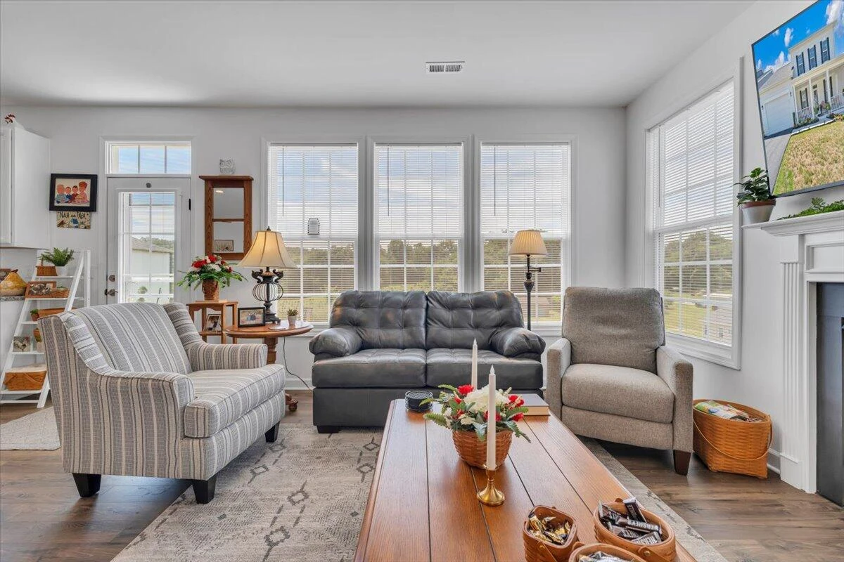 2141 Kings Walk DR NE - Photo 20
